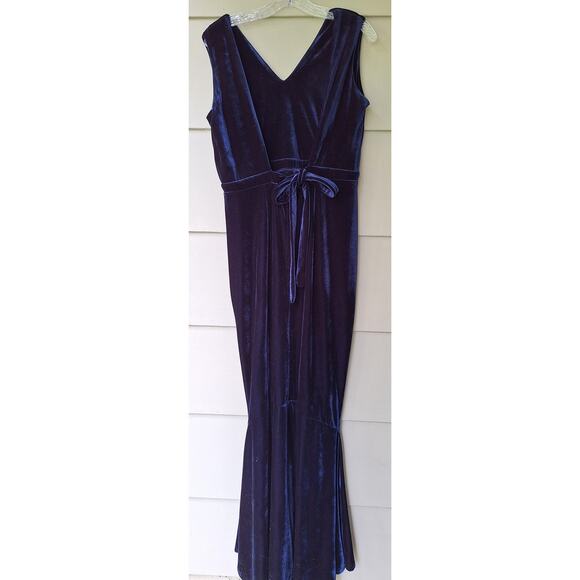 Modcloth x Collectif Blue Velvet Mermaid Side Slit Gown Maxi Dress Size 12 Goth - Picture 4 of 11